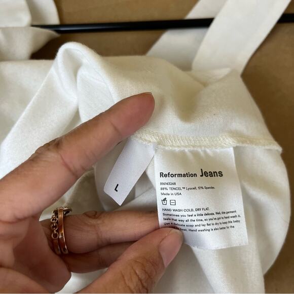 Reformation Nina Ruched Bodysuit in White Large - Picture 12 of 12